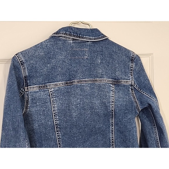 Time And Tru Women's Denim Trucker Jacket Small (4-6) Button Front Flap Pockets‎ - Picture 7 of 10